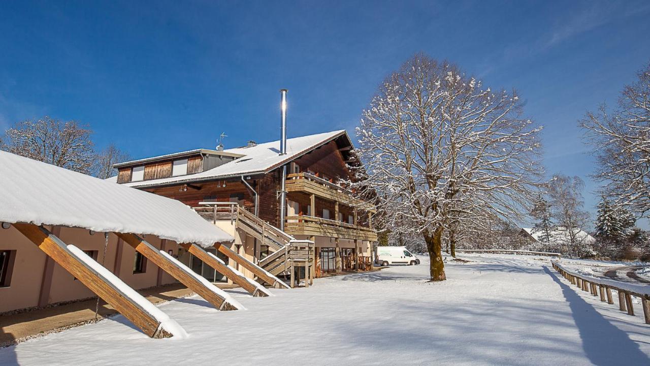 Отель Vacanceole - Chalet Les Crozats Лон-ле-Сонье Экстерьер фото